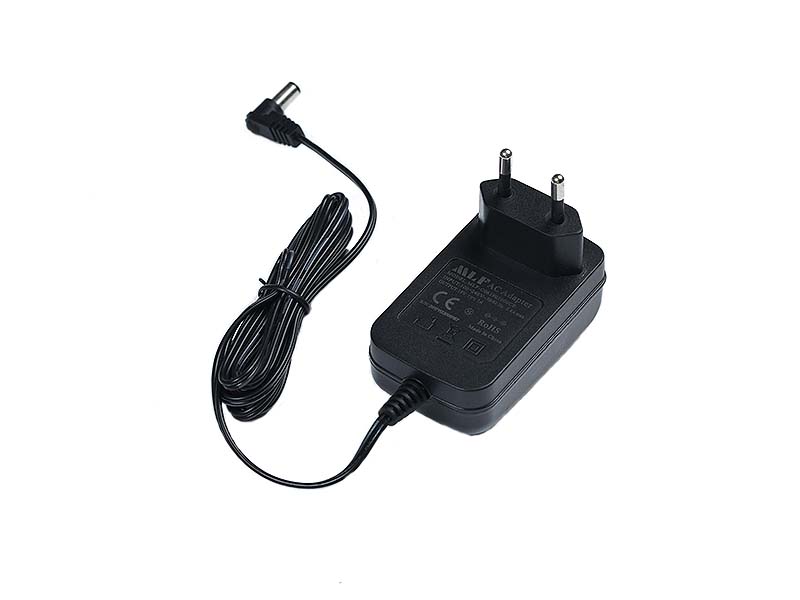 C06   24W -  欧规电源适配器