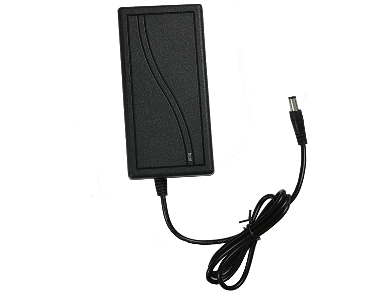 F10 60W 桌面式 适配器