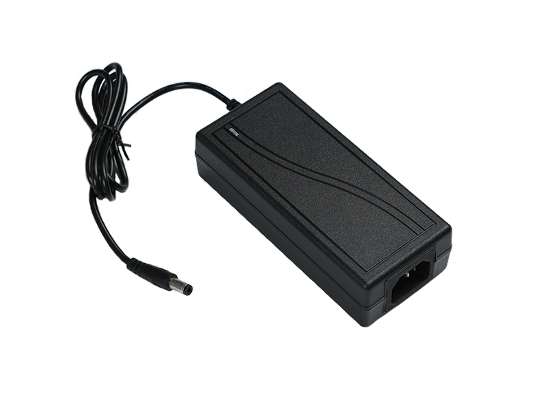 F10 60W 桌面式 适配器