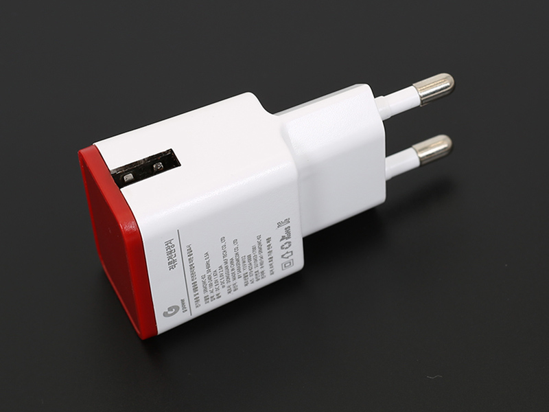 B14 QC2. 15W 韩规电池充电器