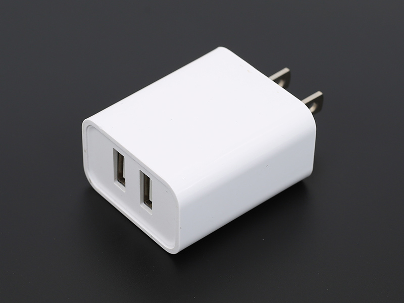 B28 5V2.4A  2USB 美规电池充电器